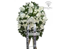 Wish your loved ones a joyous new year with some gorgeous flowers in the philippines. Sympathy Flowers 13