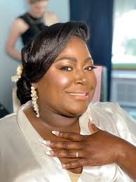 Sandra Étienne maquilleuse