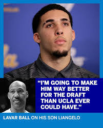 Alex Lashbrook's Instagram, Twitter & Facebook