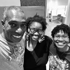 𝓣𝓸𝓷𝔂𝓪 “T.T.” 𝓐𝓫𝓪𝓻𝓲