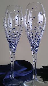 19 Painted Wine Glass Ideas To Try This Season Wine Glass Crafts Decorated Wine Glasses Painted Wine Glass