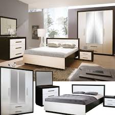 Freie auswahl über den stil, die materialien und die. Duett Schlafzimmer Komplett Modern Cremeweiss Wenge Mobel Schlafzimmermobel Italienische Mobel