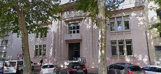 Les horaires de tribunal de commerce carcassonne 11000 sont inconnus. Greffe Tc Narbonne