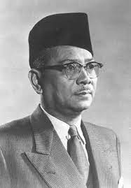 Visit the exhibition at tunku abdul rahman putra memorial and see the many contributions that malaysia's first prime minister have done for the nation. Artwist Co Tunku Abdul Rahman Putra Al Haj Ibni Almarhum Facebook