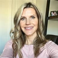 Lori Colley's Instagram, Twitter & Facebook