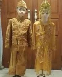 Pareman lampu sarta parabot lamun henteu dipake. contoh iklan layanan masyarakat bahasa sunda tentang membuang sampah. 70 Contoh Baju Adat Sunda Untuk Laki Laki Paling Bagus Modelbaju Id