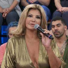 Roberta Close diz que era castigada pelos pais por ser transexual