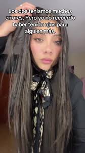 Baile de TikTok: Chico y Chica en Acción