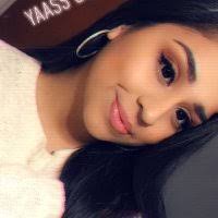 Mimi Diaz's Instagram, Twitter & Facebook