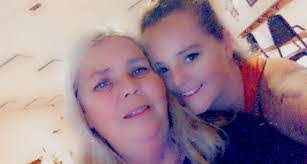 Kristy Beard's Instagram, Twitter & Facebook