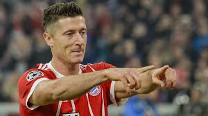 Striker bayern munchen itu menjadi top skorer sementara di liga champions 2019 2020. Fc Bayern Munchen Will Robert Lewandowski Zu Real Madrid Eurosport