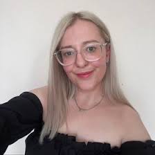 Bailey Maguire (baileymaguireee)