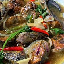 Larutkan sedikit asam jawa, garam, dan air. Yatiekitchen Ikan Tongkol Masak Asam Facebook