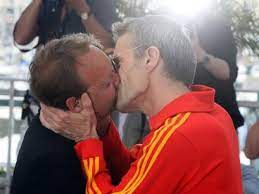Cannes, il bacio gay del monaco trappista - Gay.it
