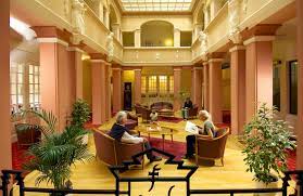 Os funcionários do hotel podem ajudar a organizar excursões a pé na zona. Vch Hotel Haus Hainstein Ihr Hotel In Eisenach Am Fusse Der Wartburg