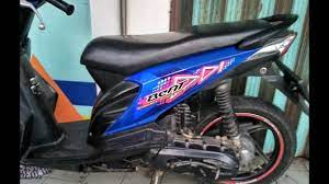 Nomor seri mesin dan rangka kendaraan bermotor menjadi identitas unik yang harus dimiliki dan tertera di bpkb atau stnk. Cara Menggesek Nomor Rangka Honda Beat Tahun 2011 Youtube