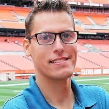 Lance Field's Instagram, Twitter & Facebook