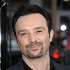 Watch The Traveler (2010) Full Movie Free Online