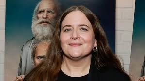 Aidy Bryant To Host 2024 Independent Spirit Awards