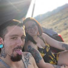 Motorcycle tire shops in Henderson with lifts?