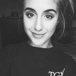 Hilary Whalen's Instagram, Twitter & Facebook