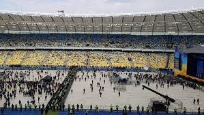 дебаты порошенко и зеленского на олимпийском 19 04 2019 онлайн трансляция Zelenskij Vs Poroshenko Glavnye Debaty Strany V Rezhime Onlajn Obnovleno