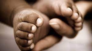 But ultrasounds appear to have missed two babies. 25 Year Old Malian Woman Safely Gives Birth To Nine Babies Cgtn Africa
