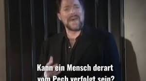Müsteriös) aus der westfalenstadt münster. X Factor Das Unfassbare Witzige Fragen Von Jonathan Frakes Youtube
