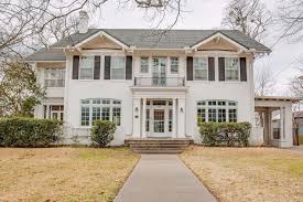 1212 S Crockett St For Sale Sherman Tx Trulia Attic Renovation Home Pergola Attached To House