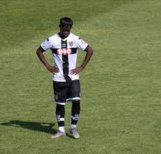 La stagione gialloblu inizia con l'ufficialità del nuovo presidente statunitense kyle krause. Scoutsourced On Twitter Take A Bow Chaka Traore Some Sublime Skills On Show Especially The Sombrerito S Parma Recruiting Has Improved Of Late But Chaka Has Come Through The Academy Phenomenal Balance And