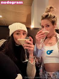 livewell_withkate  livewellwithkate_ Гола изтичане OnlyFans снимка 88 -  Nudogram v2.1