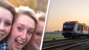 Train conductor desperately tried to warn three friends he saw taking  selfie before they tragically died