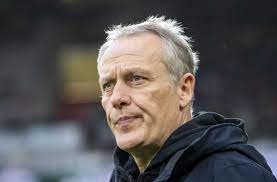 Sie sind wahrscheinlich der einzige trainer der bundesliga, der bei einem abstieg nicht entlassen würde. Trainer Des Sc Freiburg Christian Streich Mahnt Keine Schnitzel Von Gequalten Schweinen Zu Essen Fussball Stuttgarter Zeitung