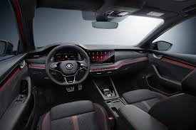 Lai izmantotu maksimālu servisa derīgumu, klientam ir 90 dienas, lai reģistrētu automašīnu piem. Sport Plug In Hybrid Skoda Octavia Iv Kostet 42 267 Euro Ecomento De