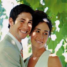 Dana Schachter's Instagram, Twitter & Facebook