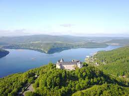 It has the 2nd largest area (behind the forggensee), and the 3rd largest volume (behind the bleilochstausee and rurstausee). Edersee Grimmheimat Nordhessen