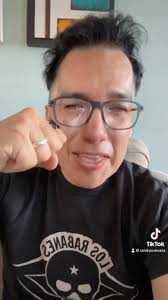 ¡Una canción que dice tanto en tan poco tiempo! #Emociones  #loshombrestambienlloran #LosHombresTambiénSienten @losrabanes