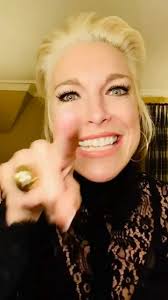 A message from the extraordinary @hannah_waddingham! She is having KCFOMO  tonight but wants you make an impact