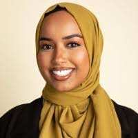 Idil Hersi's Instagram, Twitter & Facebook