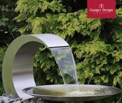 Wasserschalen Aus Edelstahl In 2020 Gartenbrunnen Garten Ideen Gestaltung Vorgarten Aussenbrunnen