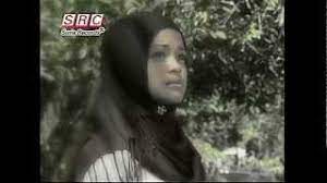 Saudara/i ku seiman.para facebooker yang dirahmati allah.sungguh tak sekali pun kudengarkan muhadharah ini. Dato Sri Siti Nurhaliza Air Mata Ibu Lyrics Genius Lyrics