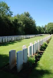 Villers-Faucon Communal Cemetery in ...