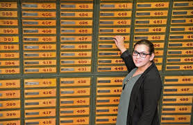 Zertifizierter bewertungssachverständiger aber sie sind sich nicht sicher, ob sie die immobilie selbst anbieten oder über einen makler verkaufen sollen? Coburg Vr Bank Coburg Legt Weiter Zu Coburg Neue Presse Coburg