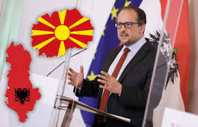 Allerdings tat sich der rat der europäischen union schwer, eine entscheidung zu fällen. Eu Erweiterung Am Westbalkan Schallenberg Reist Nach Skopje Und Tirana Kosmo