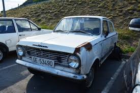 Maybe you would like to learn more about one of these? Motor Show Tesoros En El Junker Interesante Hallazgo De Carros Rusos E Ingleses En Pueblito Espanol