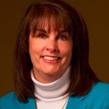 Donna Dwyer's Instagram, Twitter & Facebook