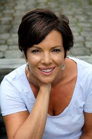 Penny Henning's Instagram, Twitter & Facebook