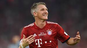 Bastin schweinsteiger is a team player and have never say die attitude which makes him one of bastian schweinsteiger is all about passion. Schweinsteiger Won T Rule Out Managerial Role Goal Com
