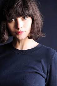 Frequent hair curling is needed so make sure you have heat protectant cream or spray. 70 Stylish Lob Bob Haircuts For 2021 The Trend Spotter