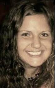 Noelle Wade's Instagram, Twitter & Facebook